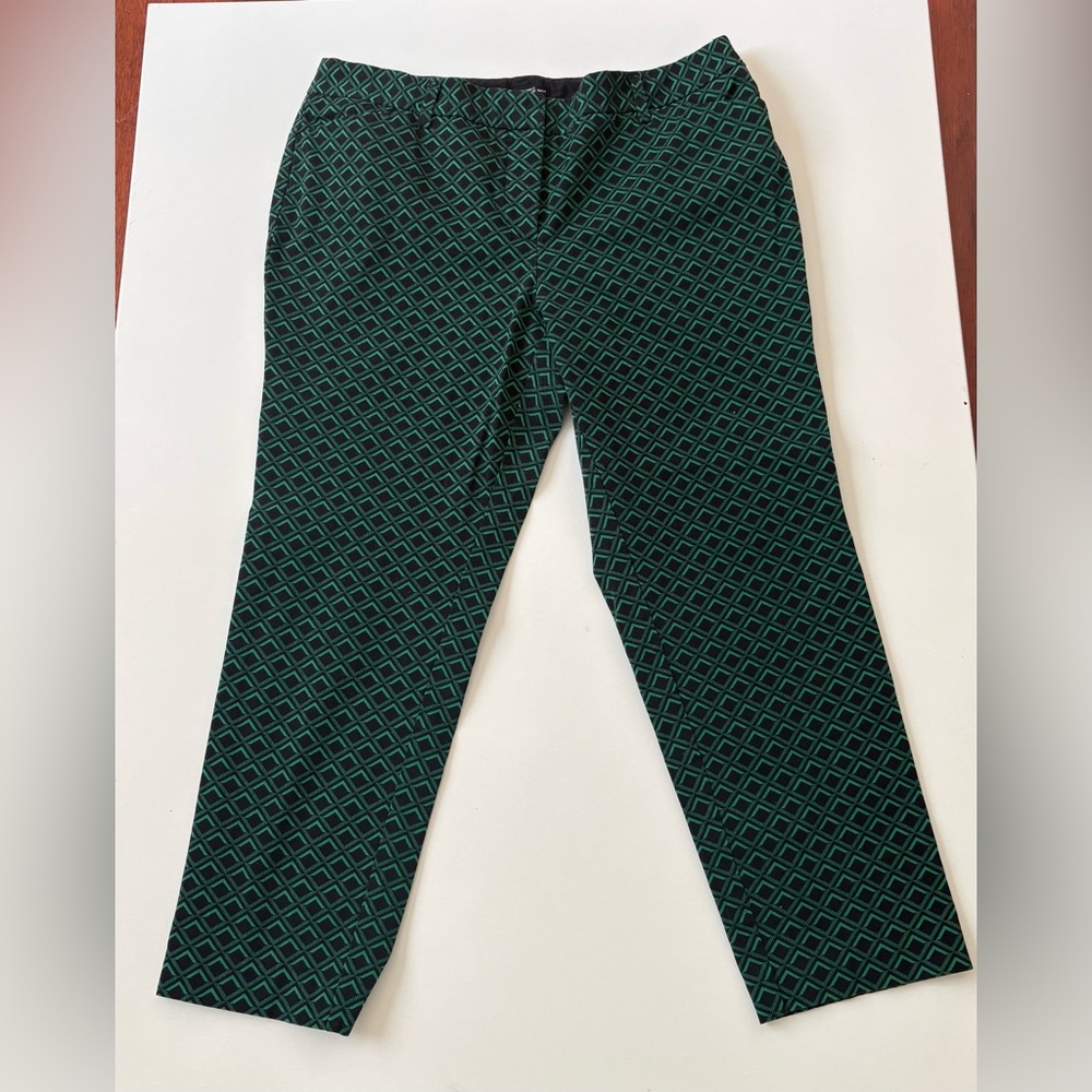 Worthington Black and Green Patterned Ankle Slim Pants - Picture 2 of 12